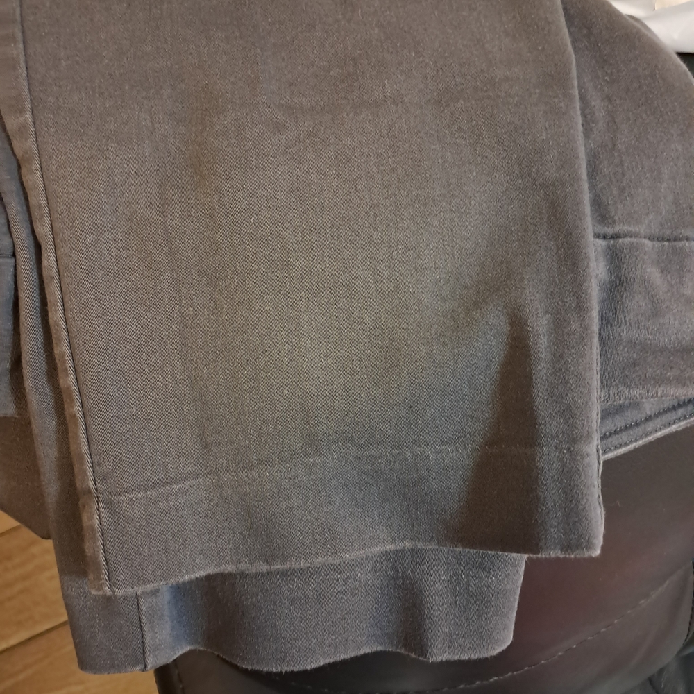 Croft & Barrow Gray Top - Picture 4 of 5